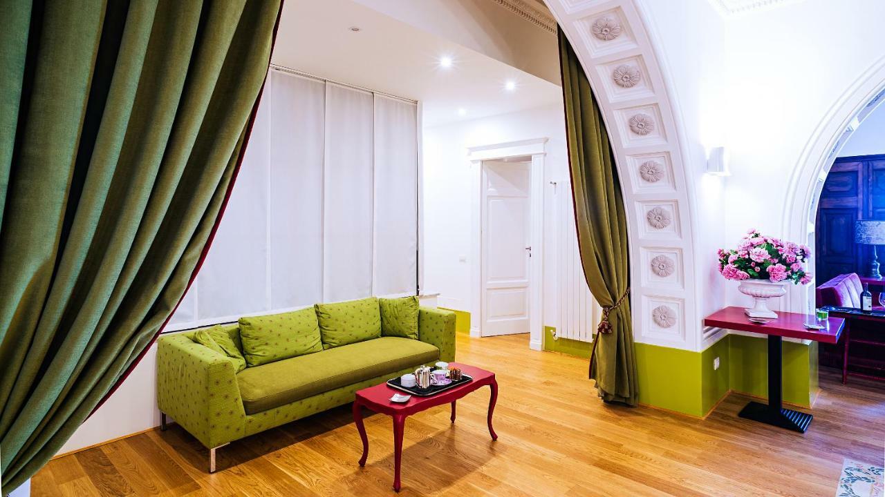 Donna Giulia, Luxury House Hotel Salerno Buitenkant foto